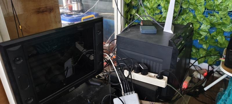 PokDarTIK Membangun Infrastruktur Server Mandiri